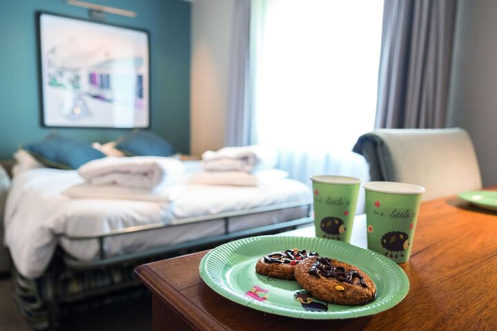 Room amenity