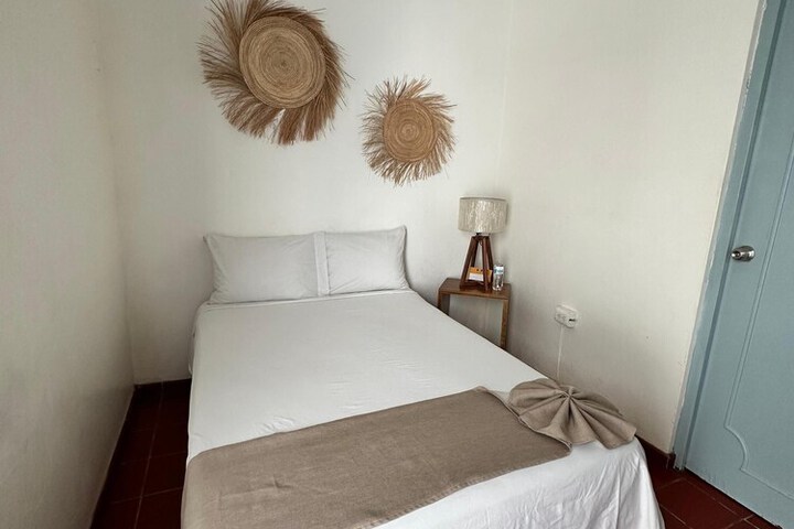 Room 5 of 26
