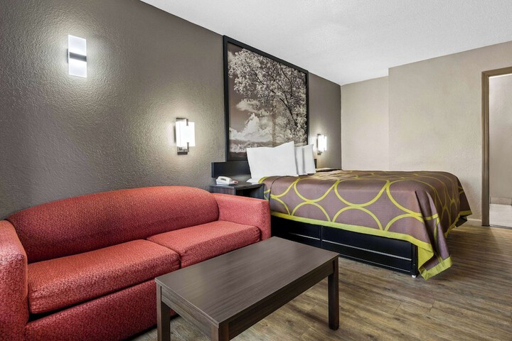 Room 20 of 47