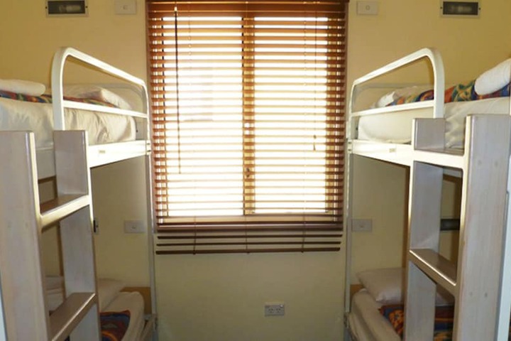 Room 8 of 152