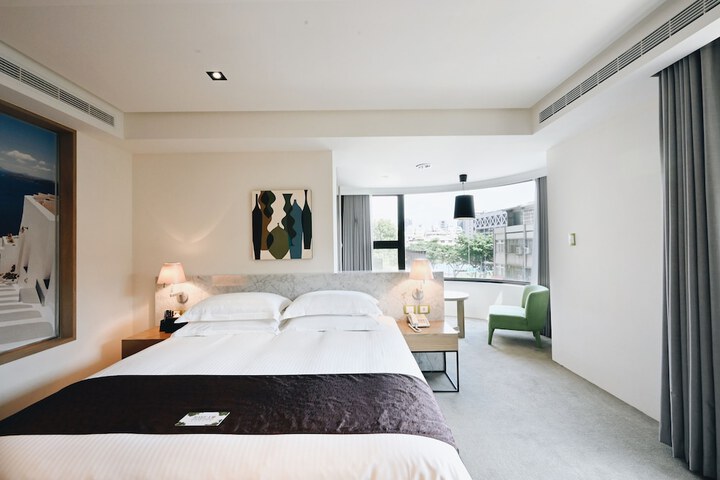 Room 5 of 53