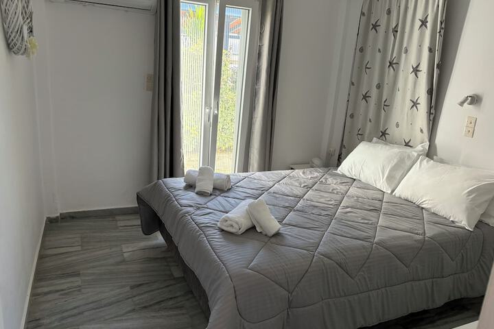 Room 63 of 165