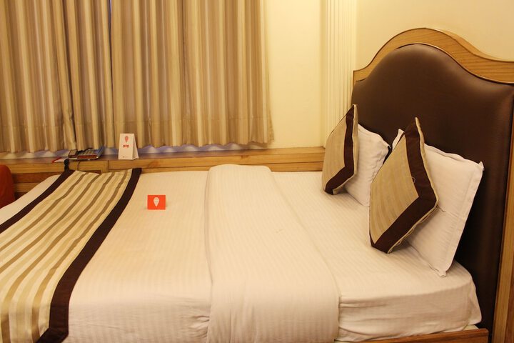 Room 8 of 10