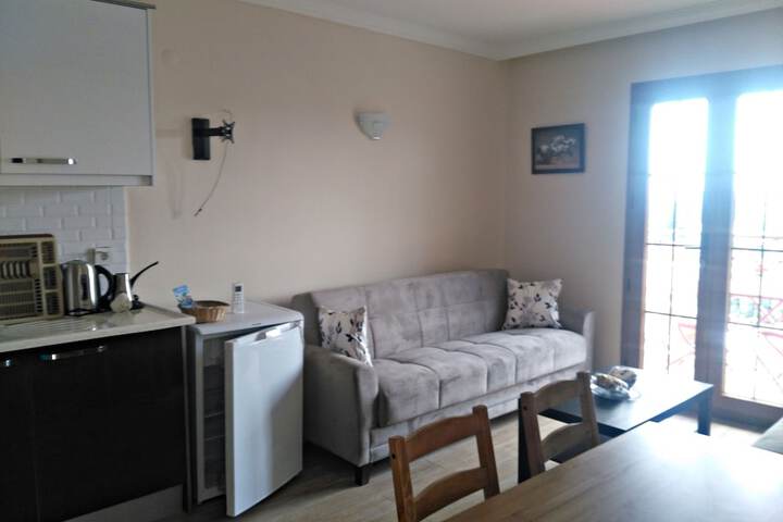 Room 13 of 48