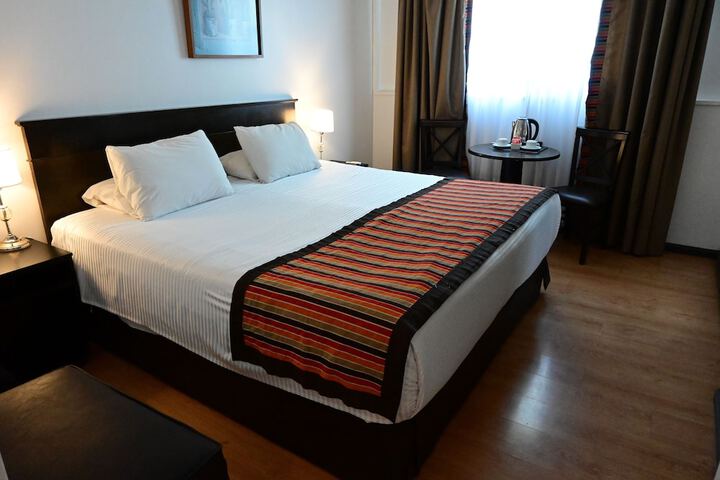 Room 6 of 55