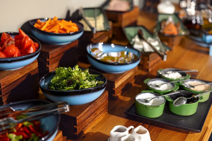 Dining 49 of 58