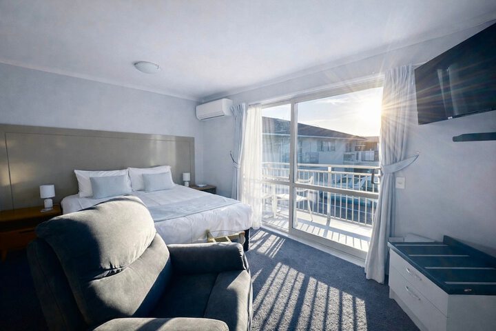 Room 15 of 41