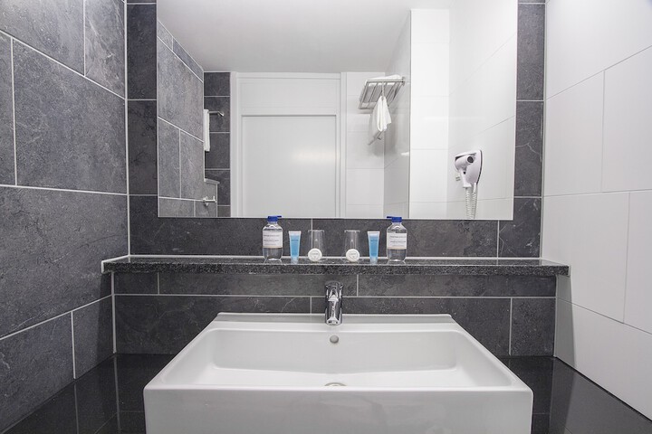Bath Interior