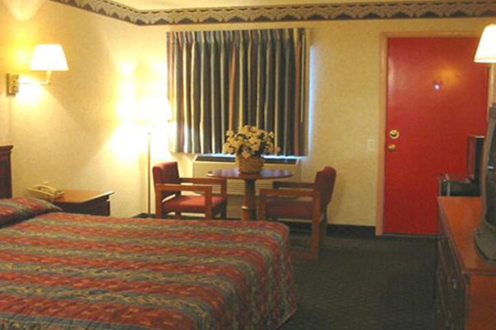 Standard | King Bed (2 of 5)