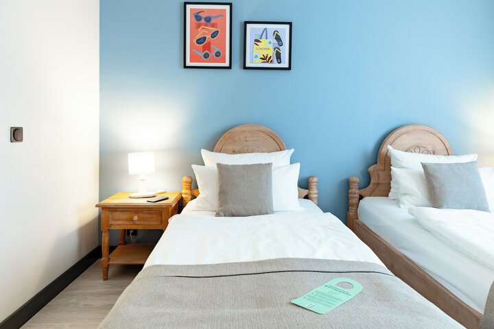 Room 20 of 178