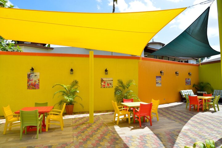 Hotel Exterior 54 of 61