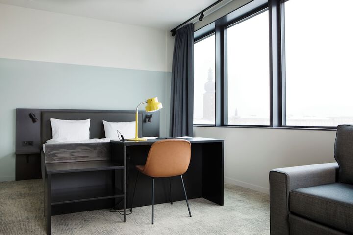 Room 31 of 42