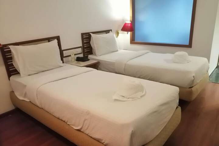 Room 86 of 181