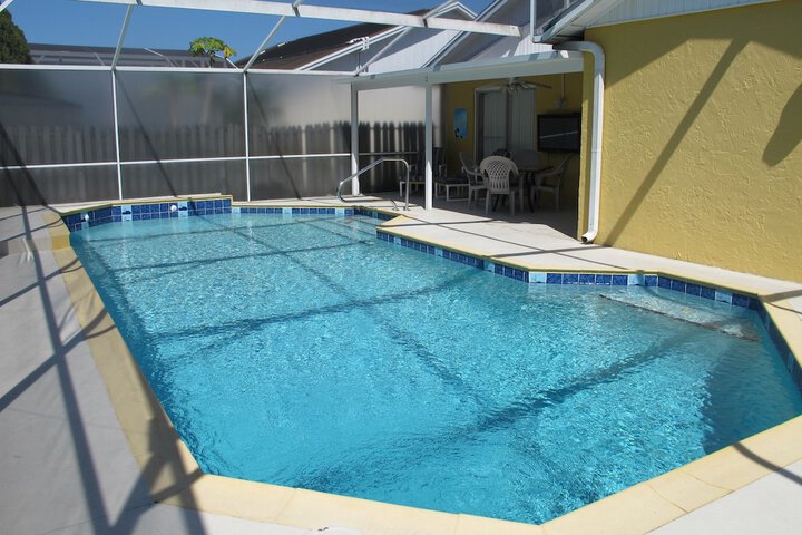 Pool 37 of 44