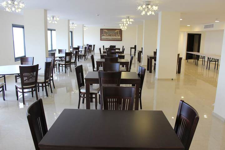 Dining 67 of 107