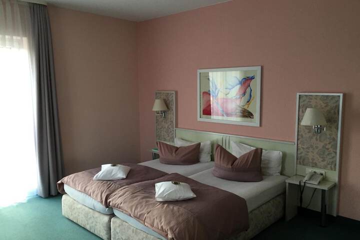 Room 25 of 58
