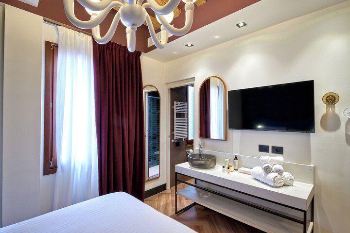 Room 31 of 54