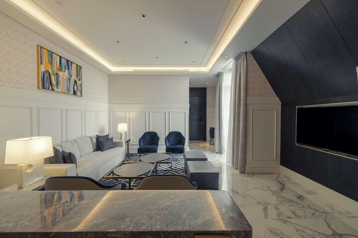 Room 57 of 178