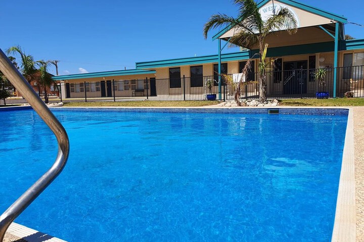 Pool 53 of 67