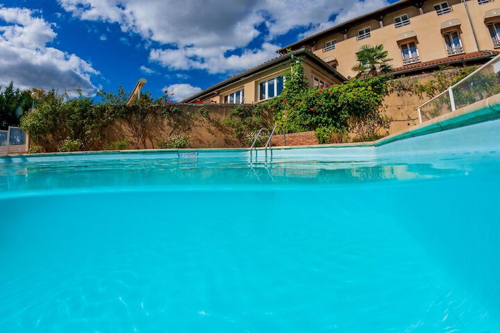 Pool Hotel