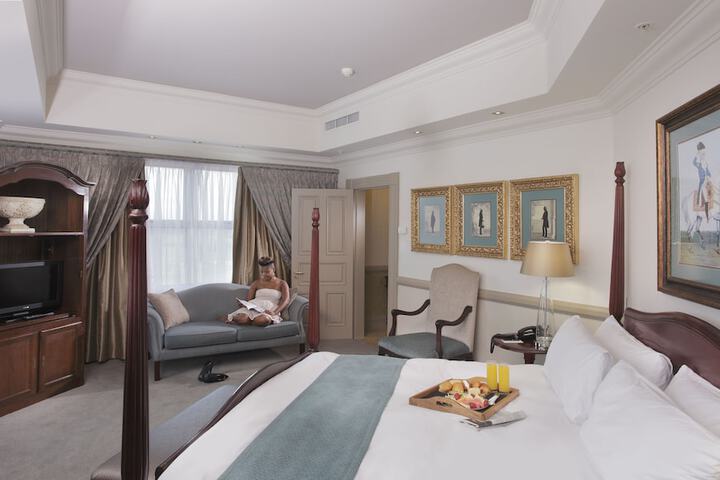 Room 5 of 46