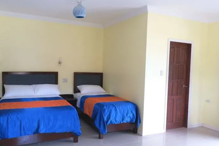 Room 3 of 27