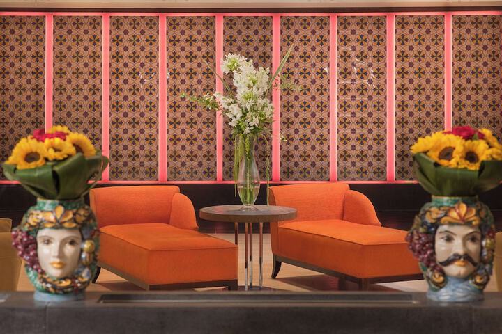 Guest Lobby