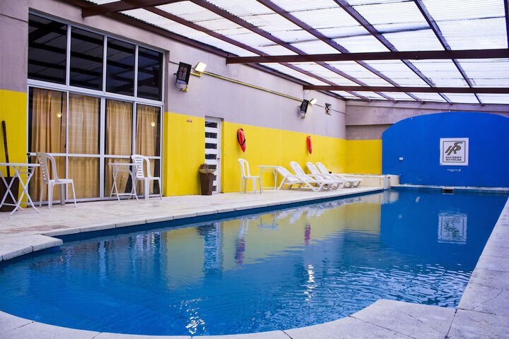 Hotel Pool