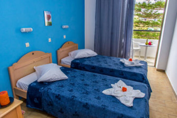 Room 6 of 20
