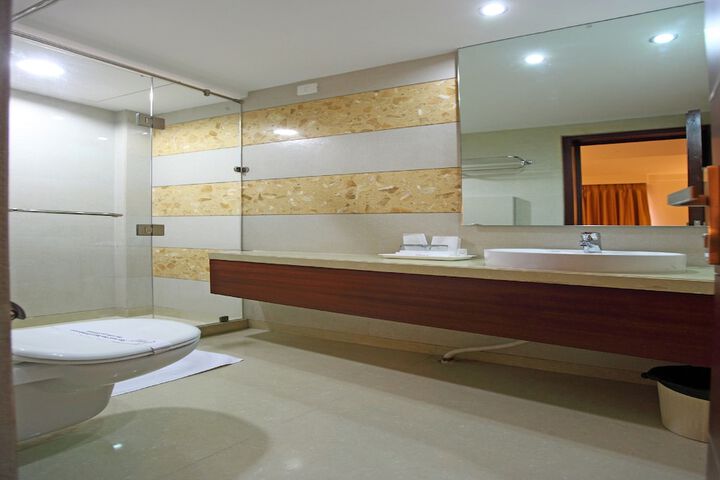 Room 44 of 151