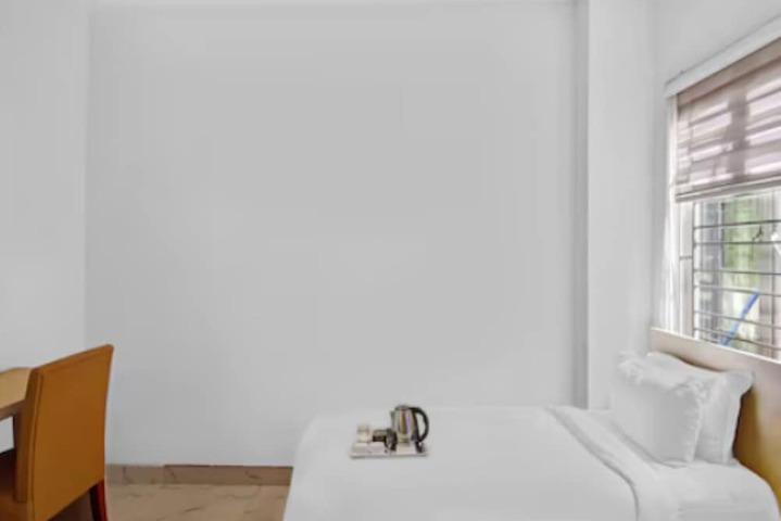 Room 3 of 13