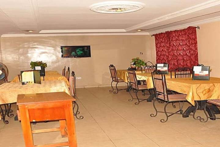 Dining 1 of 2