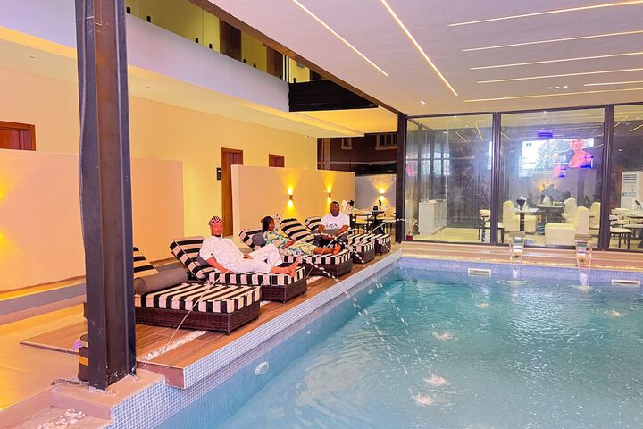 Pool 38 of 61