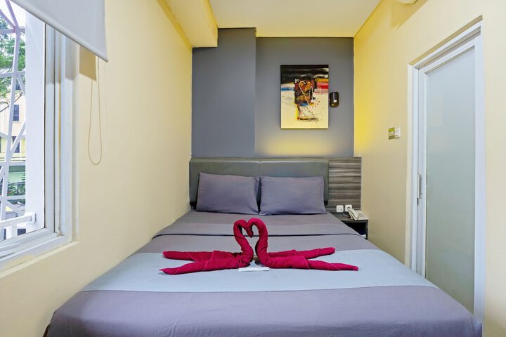 Room 7 of 26