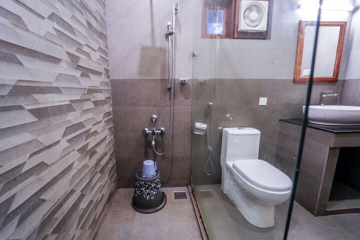 Room 14 of 53