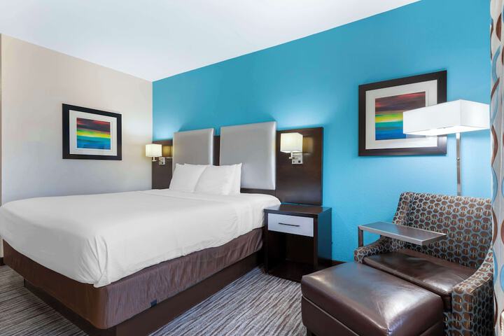 Room 14 of 35