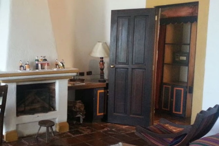 Room 12 of 42