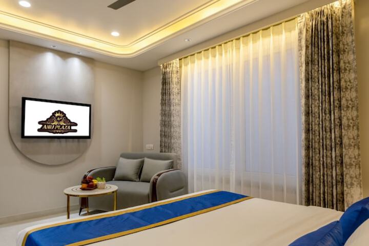 Room 30 of 129