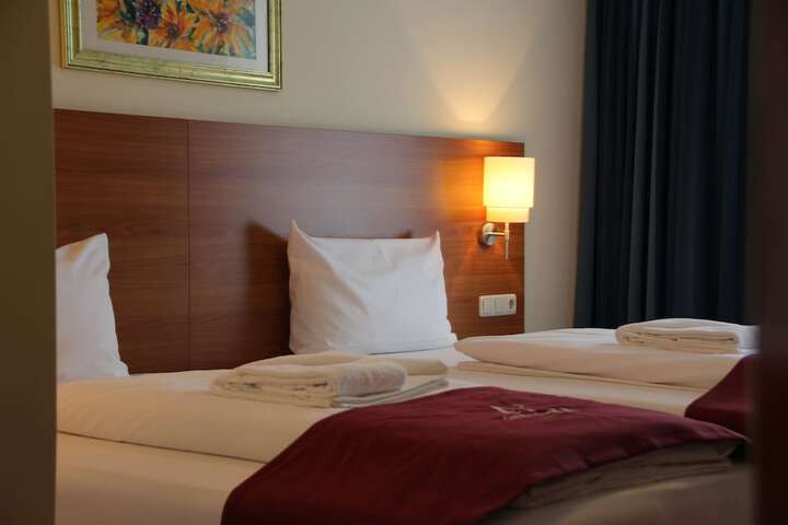 Room 34 of 44