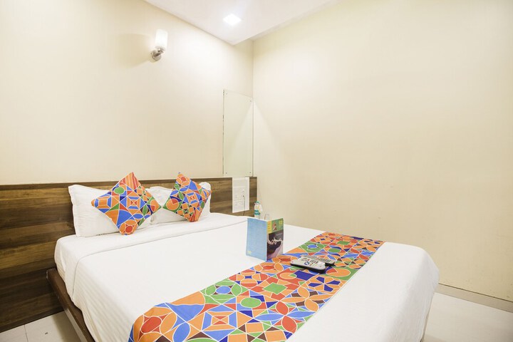 Room 16 of 25