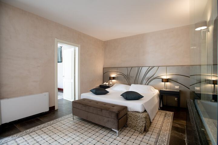 Room 43 of 116