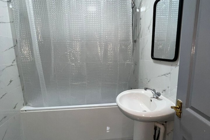 Room 20 of 39
