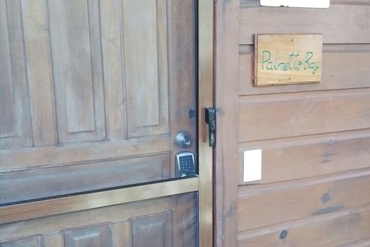 Room 12 of 292