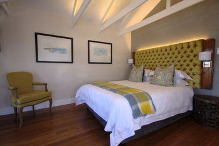 Room 12 of 22