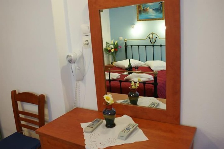 Room 18 of 23