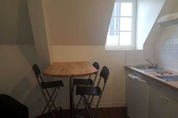 Room 7 of 31