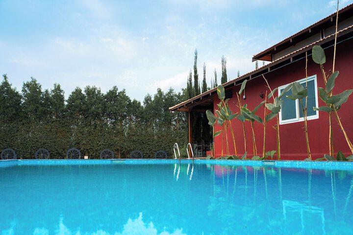 Pool 22 of 48