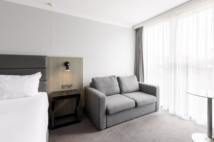 Room 41 of 292