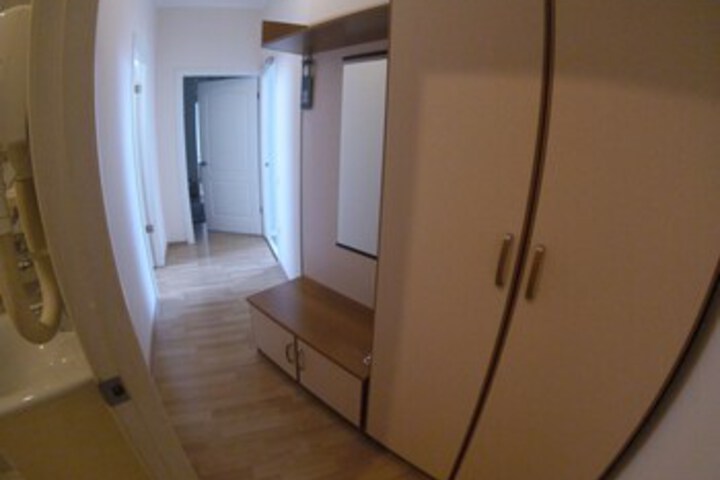 Room 27 of 47