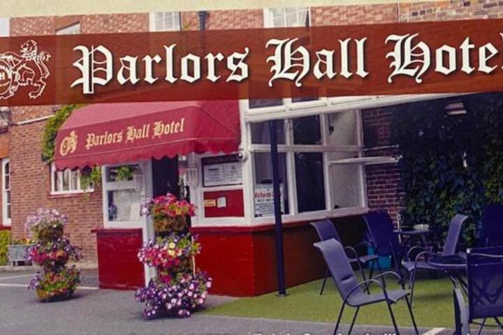 Parlors Hall Hotel